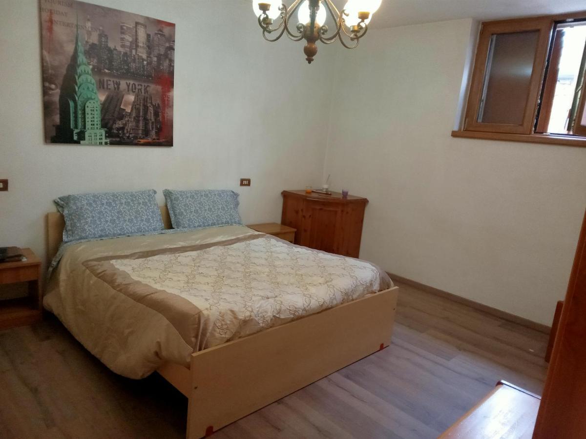 Malonno Casa Vacanza Pineta المظهر الخارجي الصورة