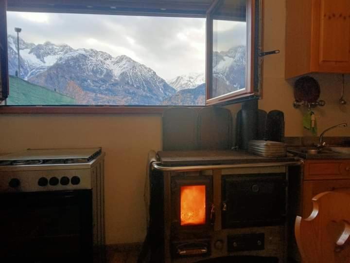Malonno Casa Vacanza Pineta المظهر الخارجي الصورة